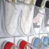ZAPATERA MICRO PERFORADO M L 5 Organizador de Zapatos Colgante de 24 Bolsillos Transparentes – Ahorra Espacio y Protege tu Calzado